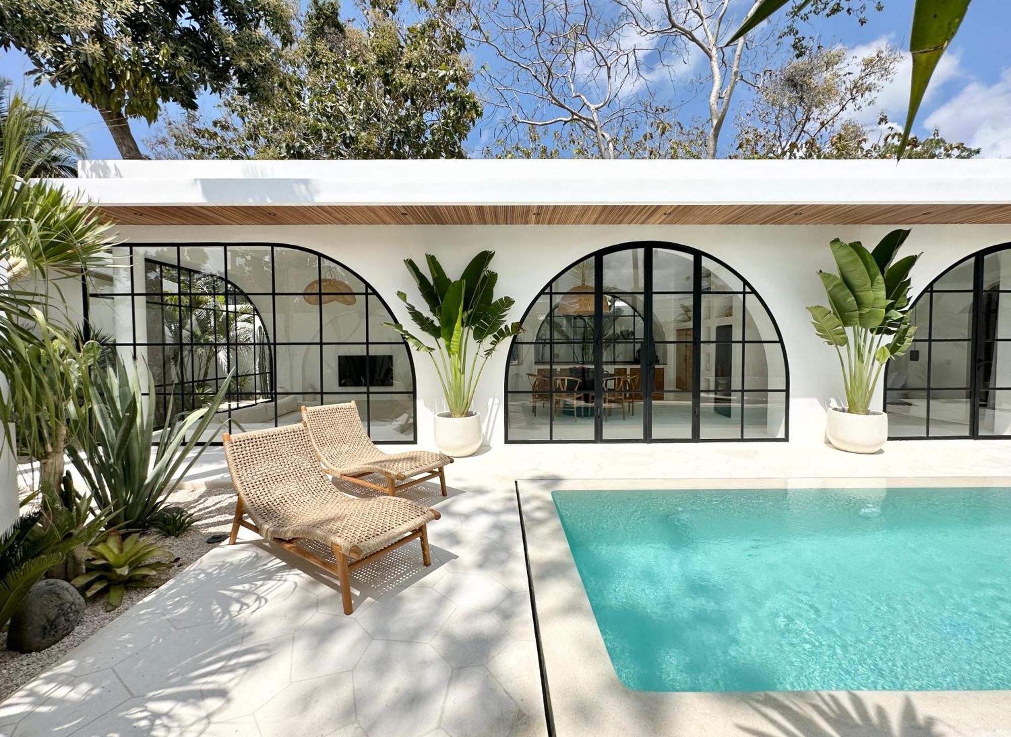 Melrose X The Young Villas Улувату Экстерьер фото