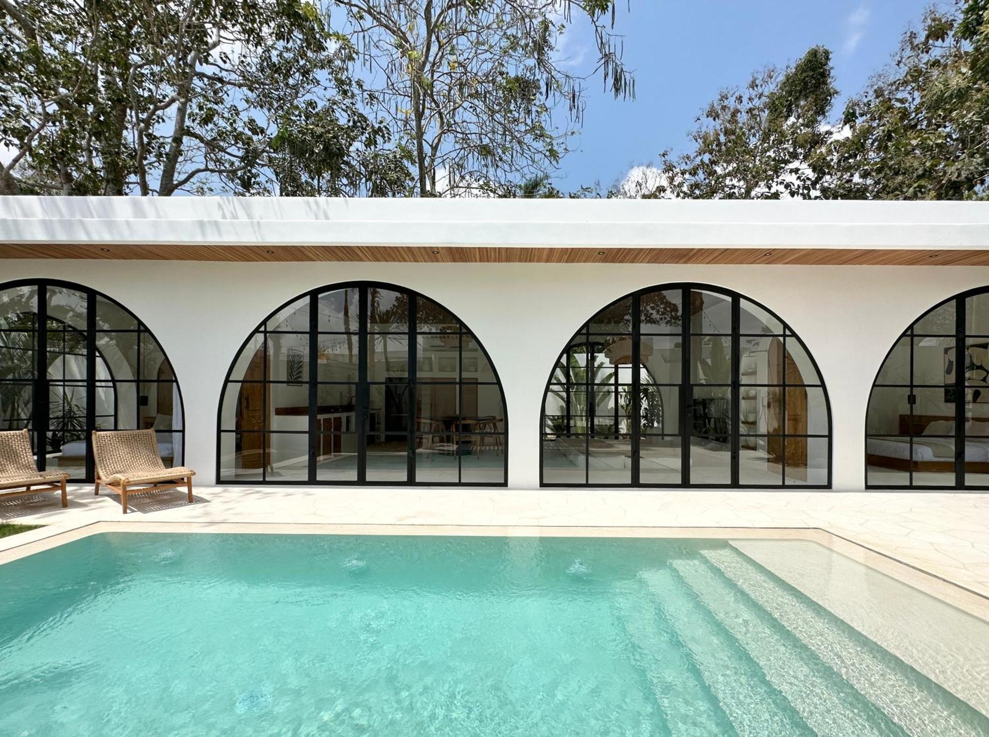 Melrose X The Young Villas Улувату Экстерьер фото