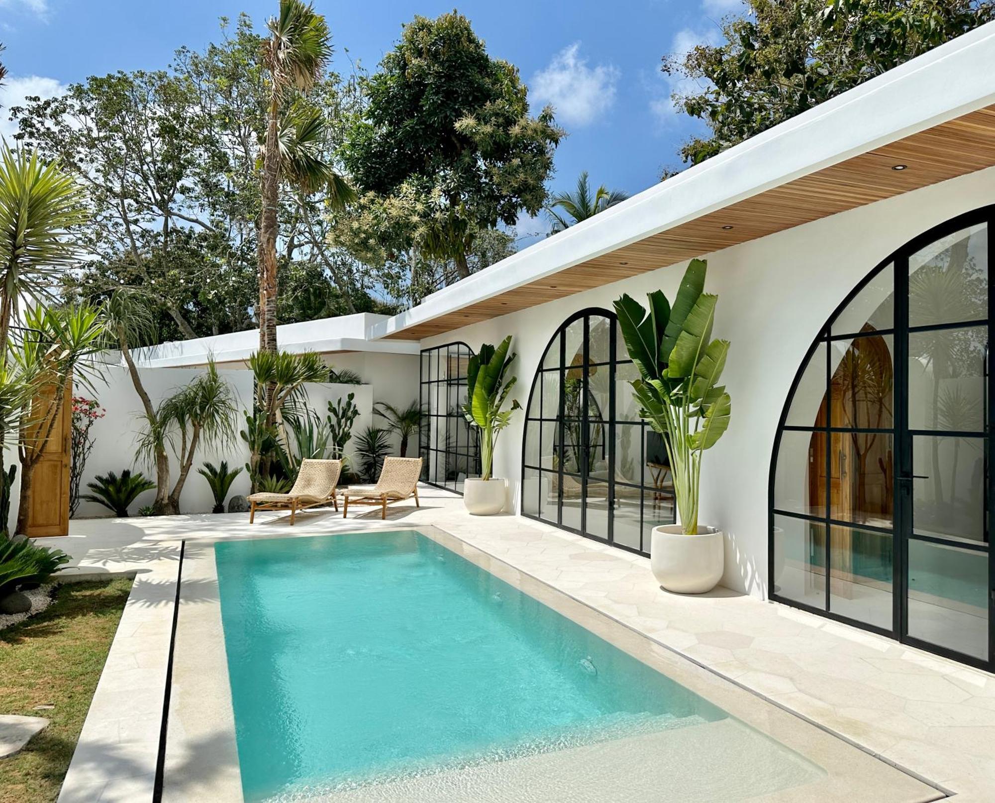 Melrose X The Young Villas Улувату Экстерьер фото